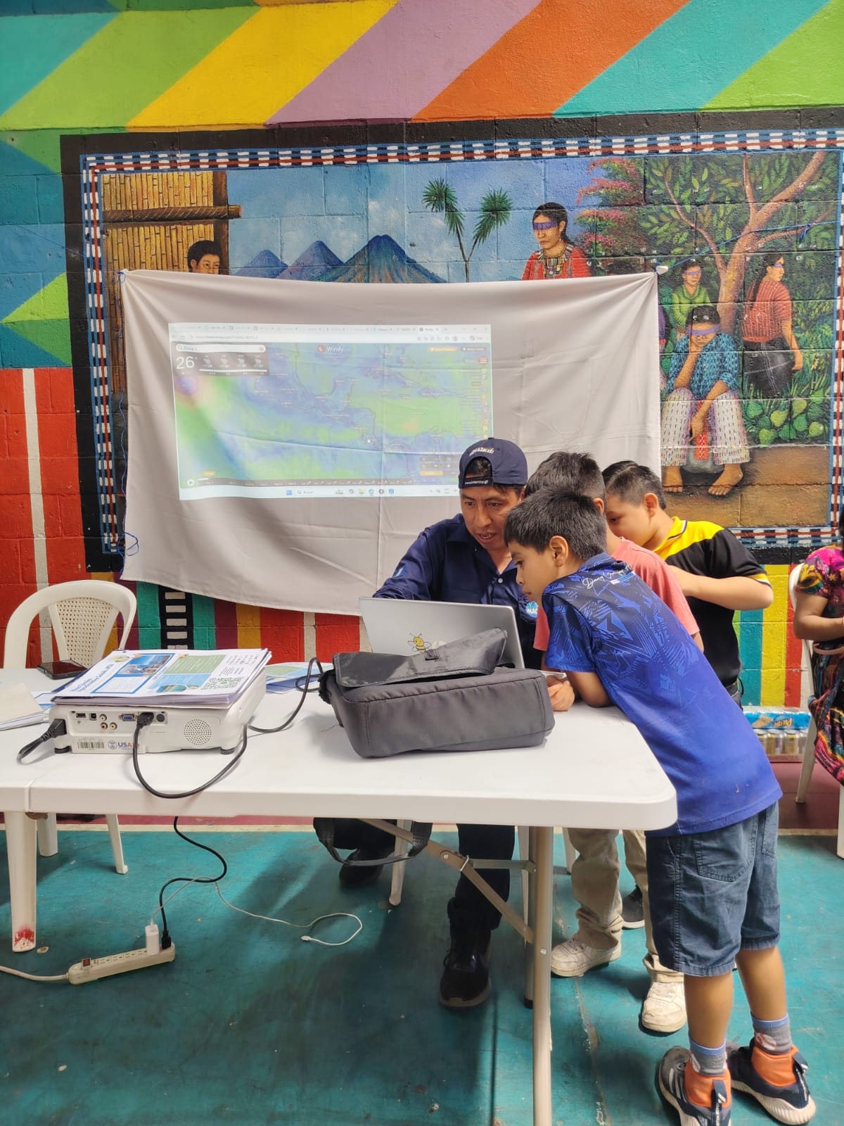 Participación institucional en San Juan La Laguna